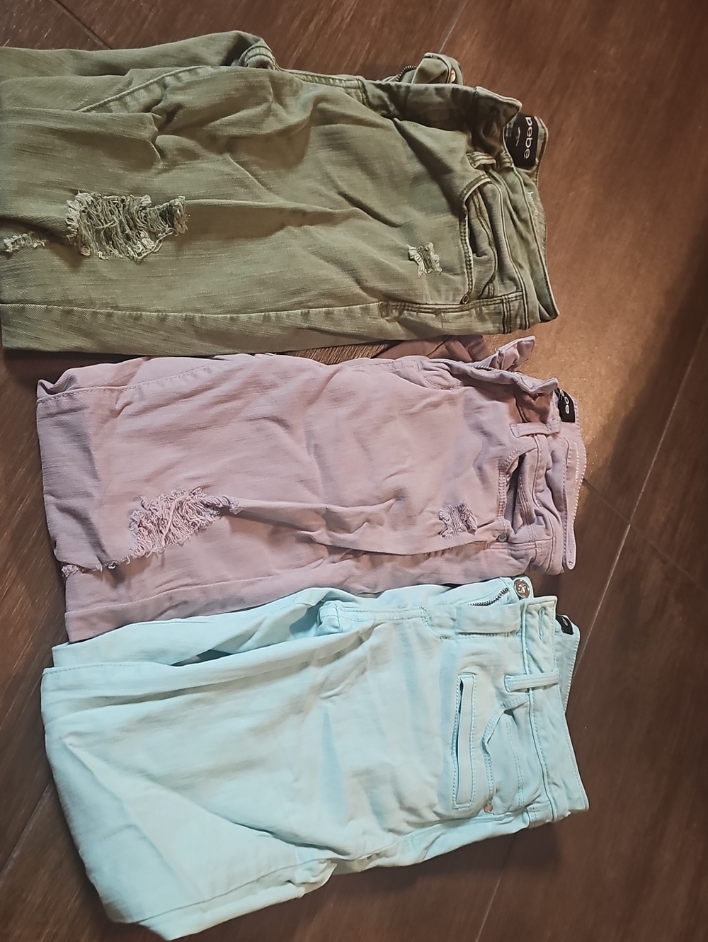 bebe Hearbteaker Distressed Jeans Trio - Olive, Mauve, Mintrtbreak